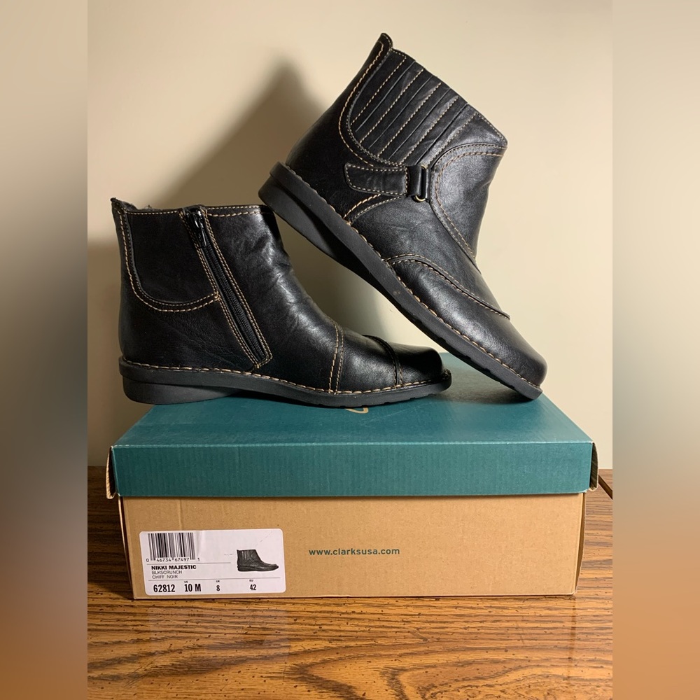 Clarks Nikki Majestic Black Leather Ankle Boots